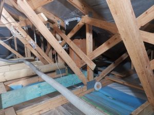 Zateplení střechy - Ekoizolace - foukané izolace