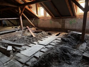 Zateplení historické budovy v Žatci - Ekoizolace - rychlé, zdravé a ekonomické zateplení foukanou izolací